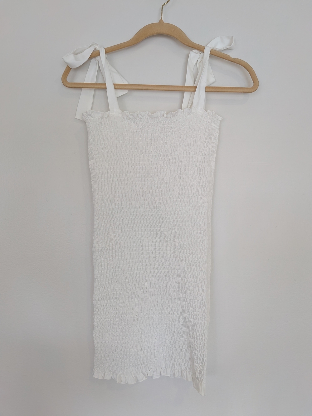 White Smocked Tie Strap Beach Dress Mini Sundress Cover Up Size M NWOT